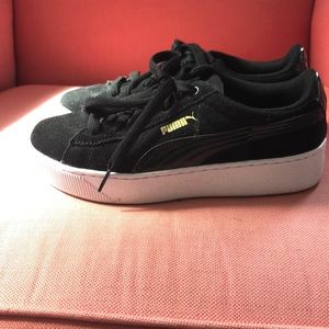 Puma shoes